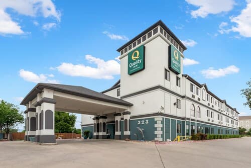 Quality Inn near SeaWorld - Lackland