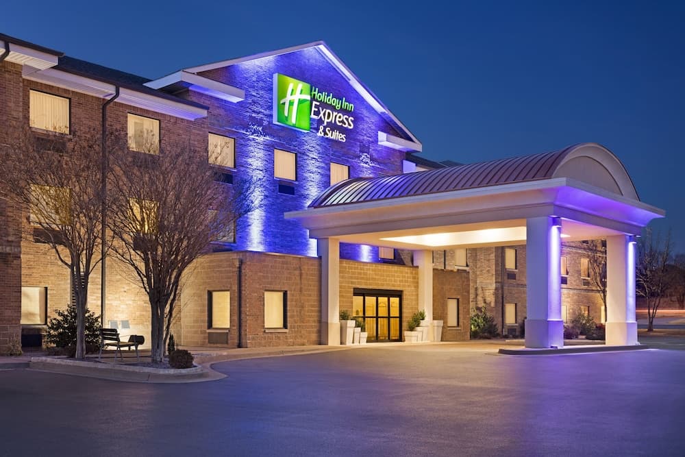 Holiday Inn Express Hotel & Suites Edmond by IHG