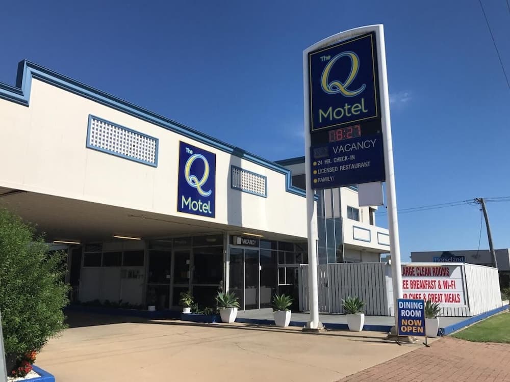The Q Motel