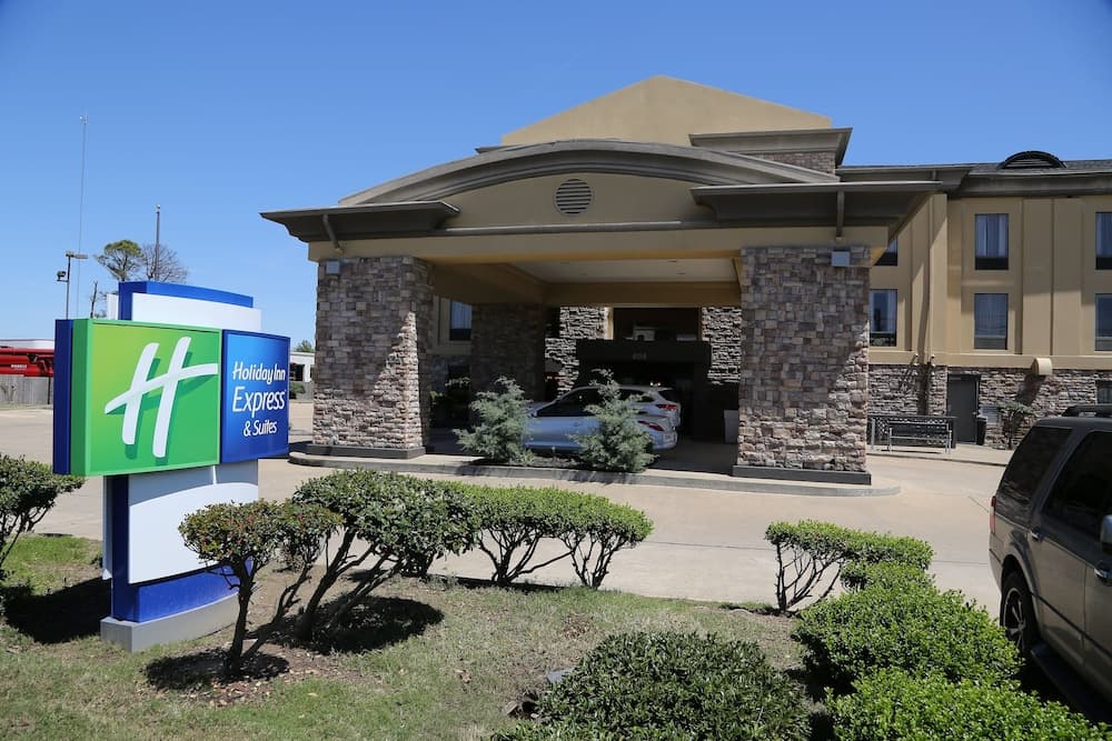 Holiday Inn Express Hotel & Suites Cleveland by IHG