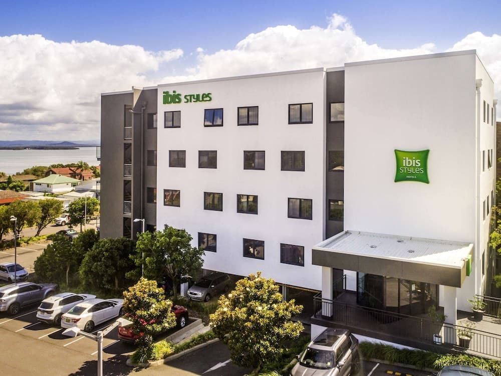 ibis Styles The Entrance