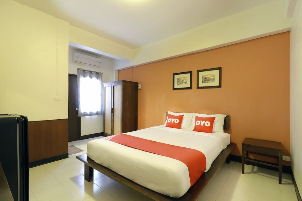 OYO 493 Mali’s Room