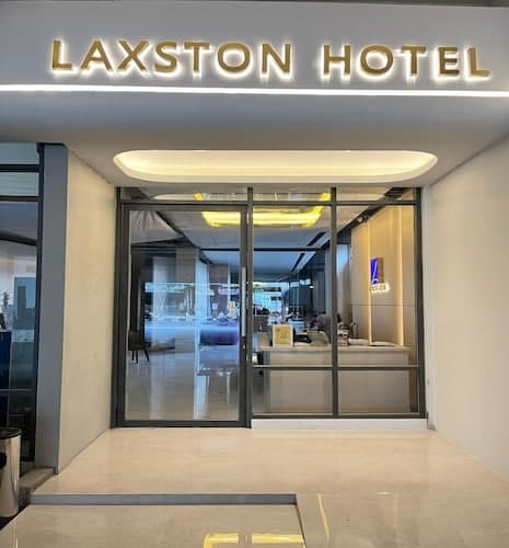 Laxston Hotel by Front One