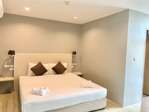 Behind The Scene Hotel Club at Samui
