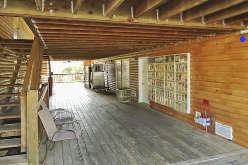 White Wing Lodge