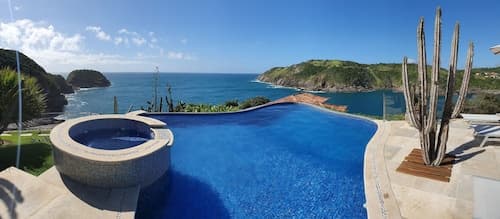 Cliffside Luxury Inn
