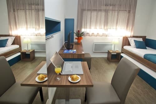 Appart Hotel Le Jardin des Lettres