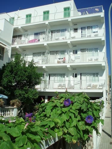 Hostal Ca's Bombu
