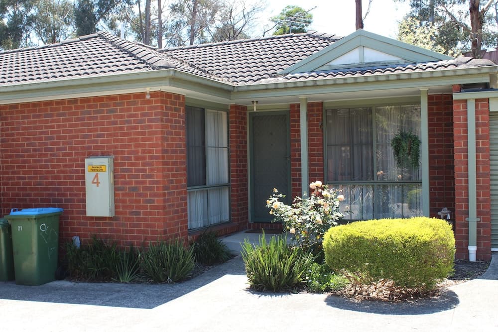 Australian Home Away Ringwood at Bardia