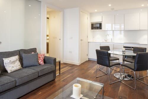 Oxford Street Apartments
