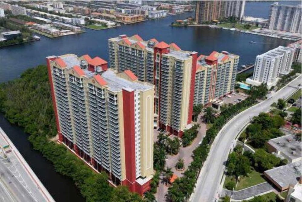 Intracoastal by Spiaggia Apart Residence