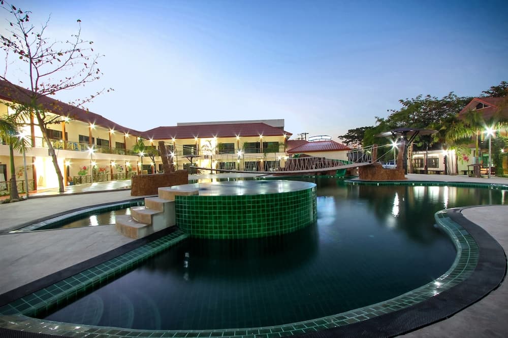 Woodfield Resort