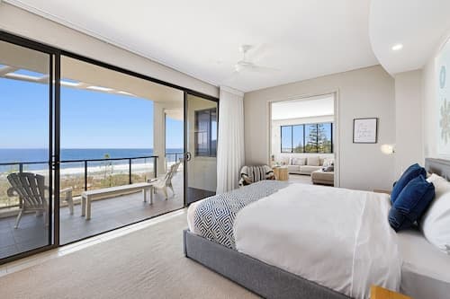 Meridian Alex Beach Apartments