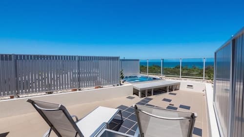 White Shells Luxury Apartments