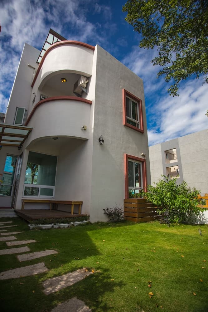 Soft Travel Hostel