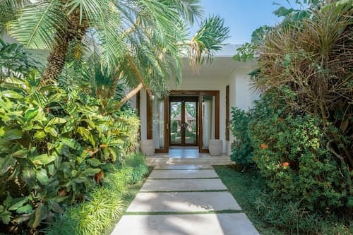 Saba Villa