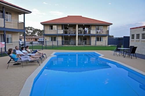 Pinnacles Edge Resort