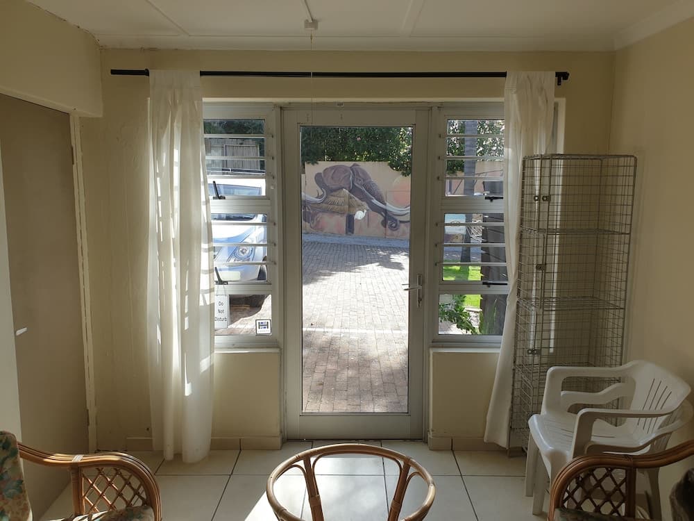 Amakaya Backpackers Travelers Accommodation