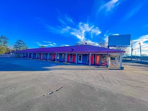 Smith Motel