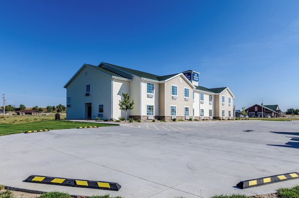 Cobblestone Inn & Suites - Cambridge