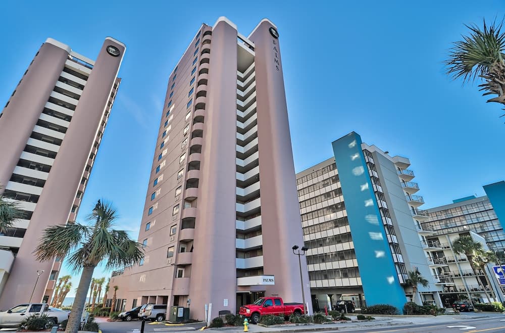 Suites at the Beach