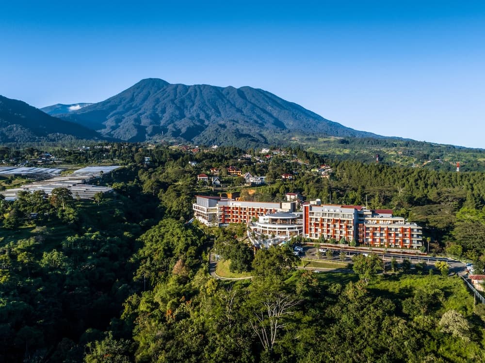 Pesona Alam Resort & Spa
