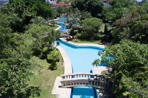 The Cakra Hotel