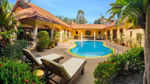 Coconut Paradise Villas