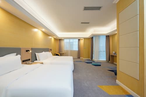 Holiday Inn Express Chengdu Tianfu Square by IHG