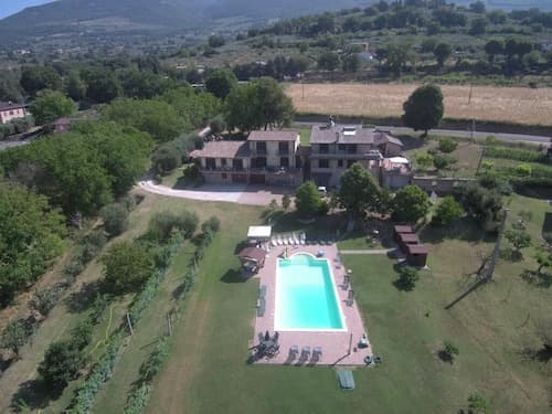 Stunning Vacation Rental in Provincia di Perugia, Italy