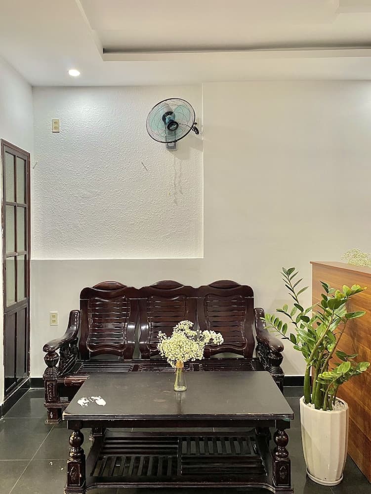 Shine Homestay Hue