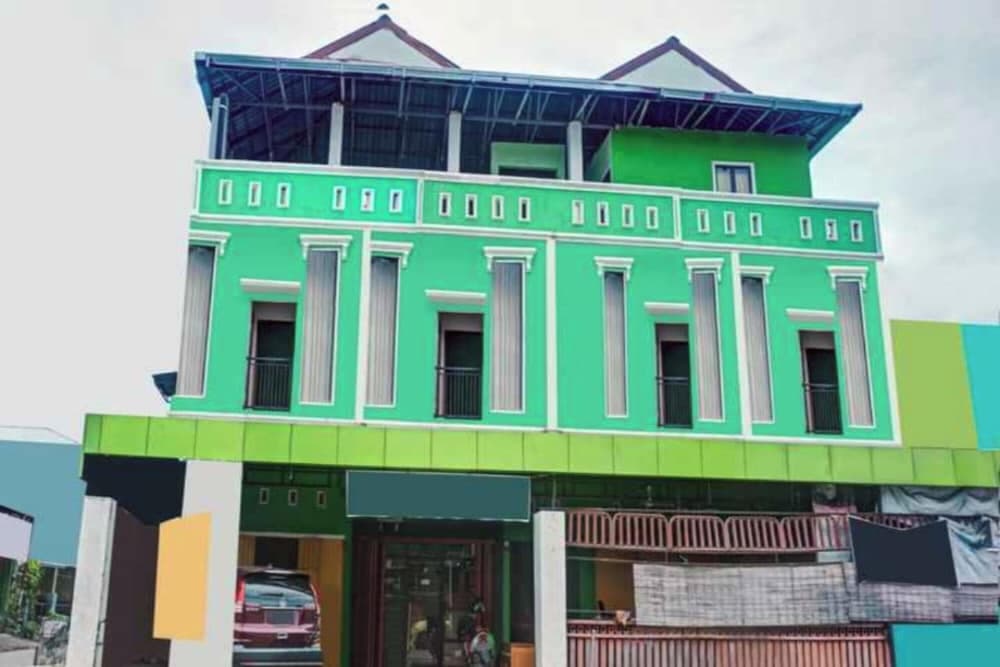 OYO 93165 Nur Homestay Syariah