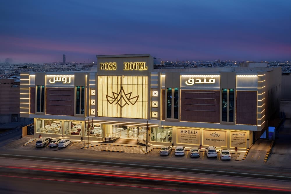 Ross Hotel