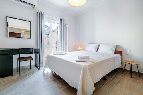 Alex Home by Corfuescapes
