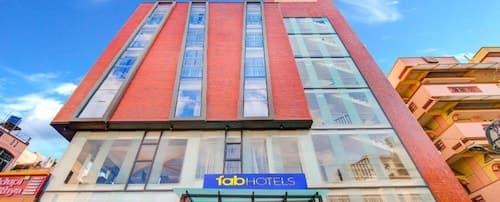 Fabhotel The Rs Suites