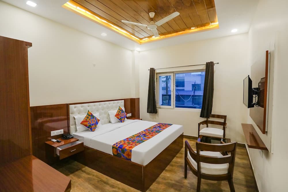 Fabexpress Trijal Inn