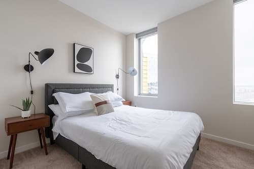 Sophari Towers: Bellevue Apartments