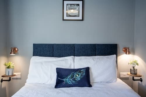 Cosy 2-bed Cottage in a World Heritage Village