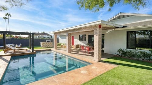 Element by Avantstay Pool, Firepit, Game Room