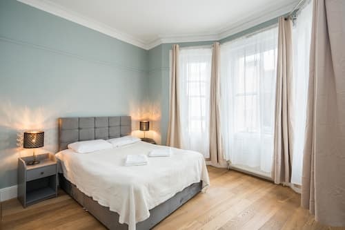 Gloucester Station Gem, 3 Bedroom Oasis