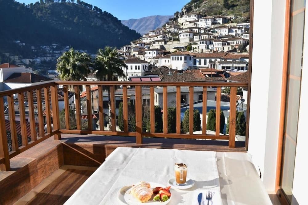 Hotel Rezidenca Desaret