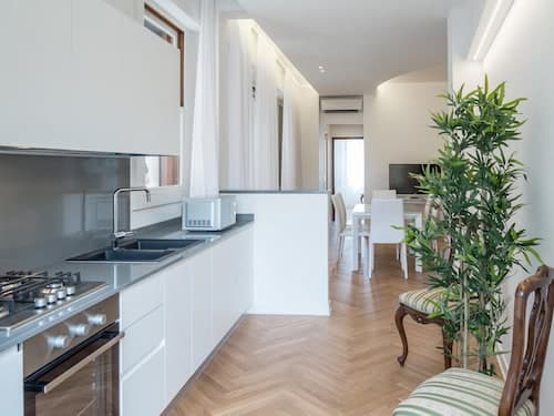 Spacious Apartment on the Canal by Wonderful Italy