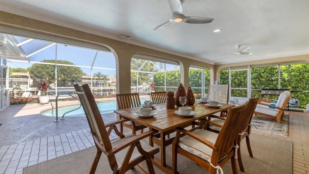 1588 san Marino Court