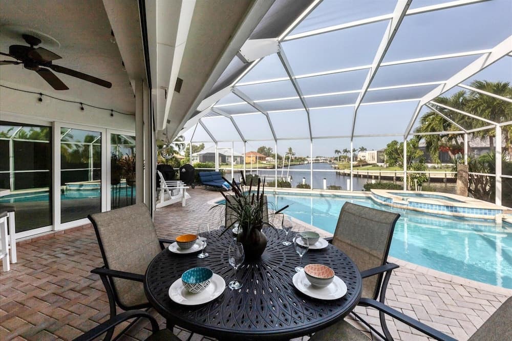 597 bal Harbor Blvd