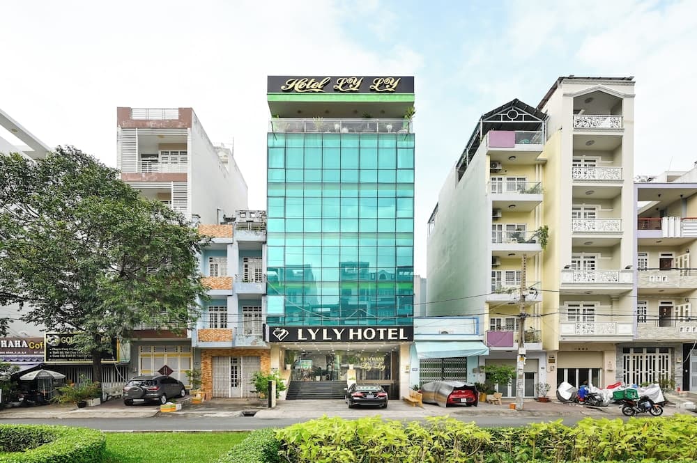 Ly Ly Hotel