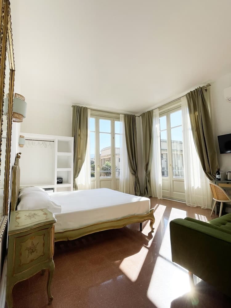 B&B ISOLA