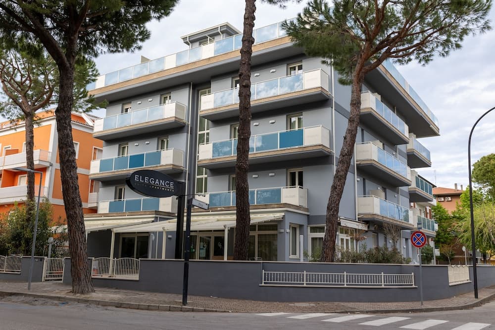 Elegance Suite Apartments