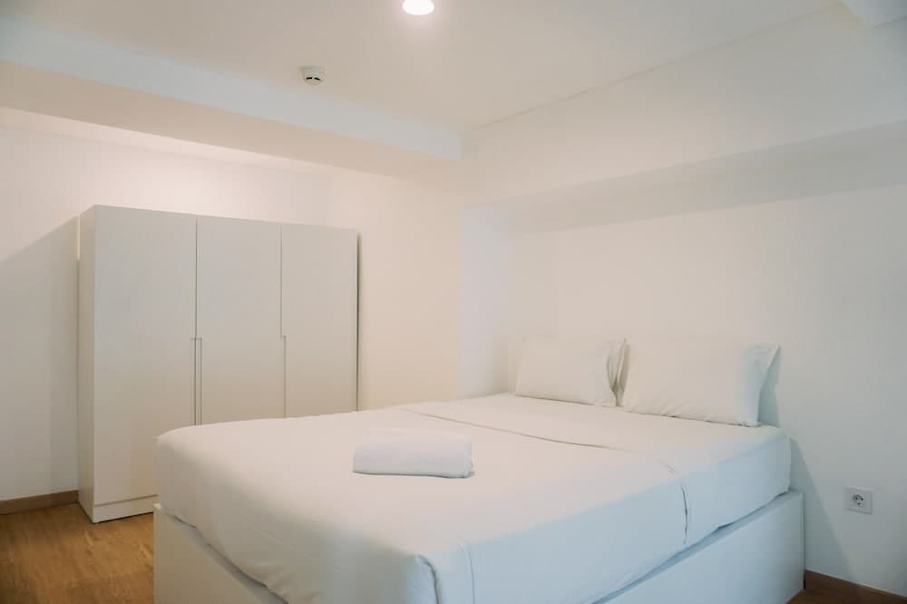 Spacious And Elegant 3Br At Loft Kingland Avenue Apartment