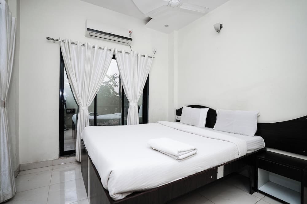 Chinar Residency, Bondarwadi Road, Panchgani, Mahabaleshwar