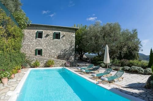 The Old House Guest House - Collection Villas